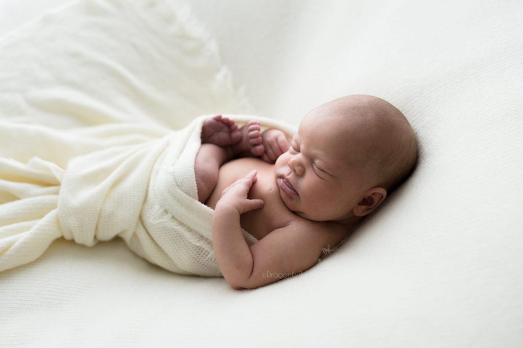 newborn photographer sydney